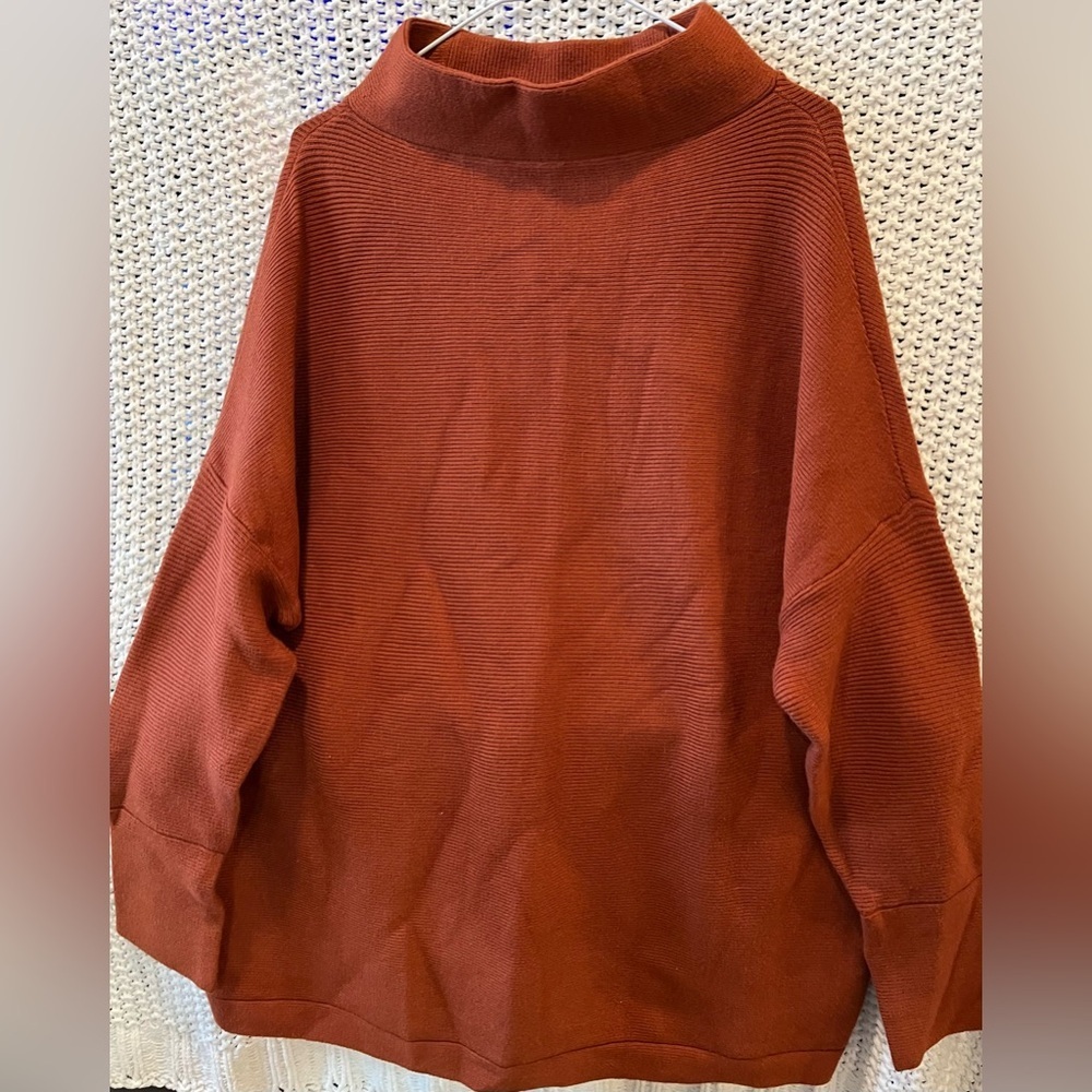 NWT Caracilia Women’s Oversized Cowl/Mock Neck Sweater, Burnt Orange; Size L